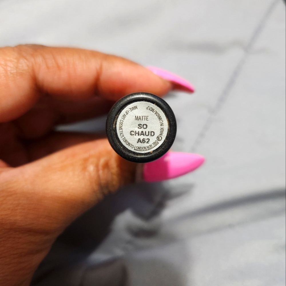 MAC Matte Lipstick - So Chaud